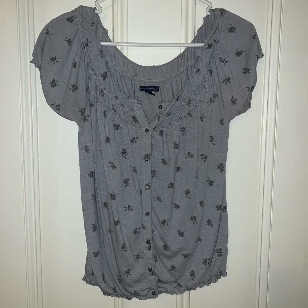 Grey flower pattern top